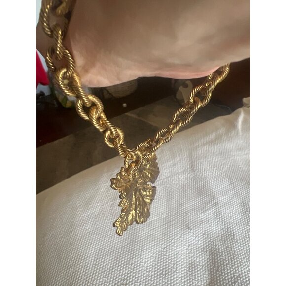 Vintage Demi Parure Set of Necklace Bracelet Huge Gold Plate Maple Leaves - Picture 12 of 14